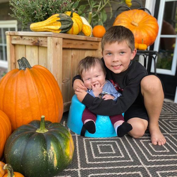 Meet your Posher, Jess - Picture 1 of 1